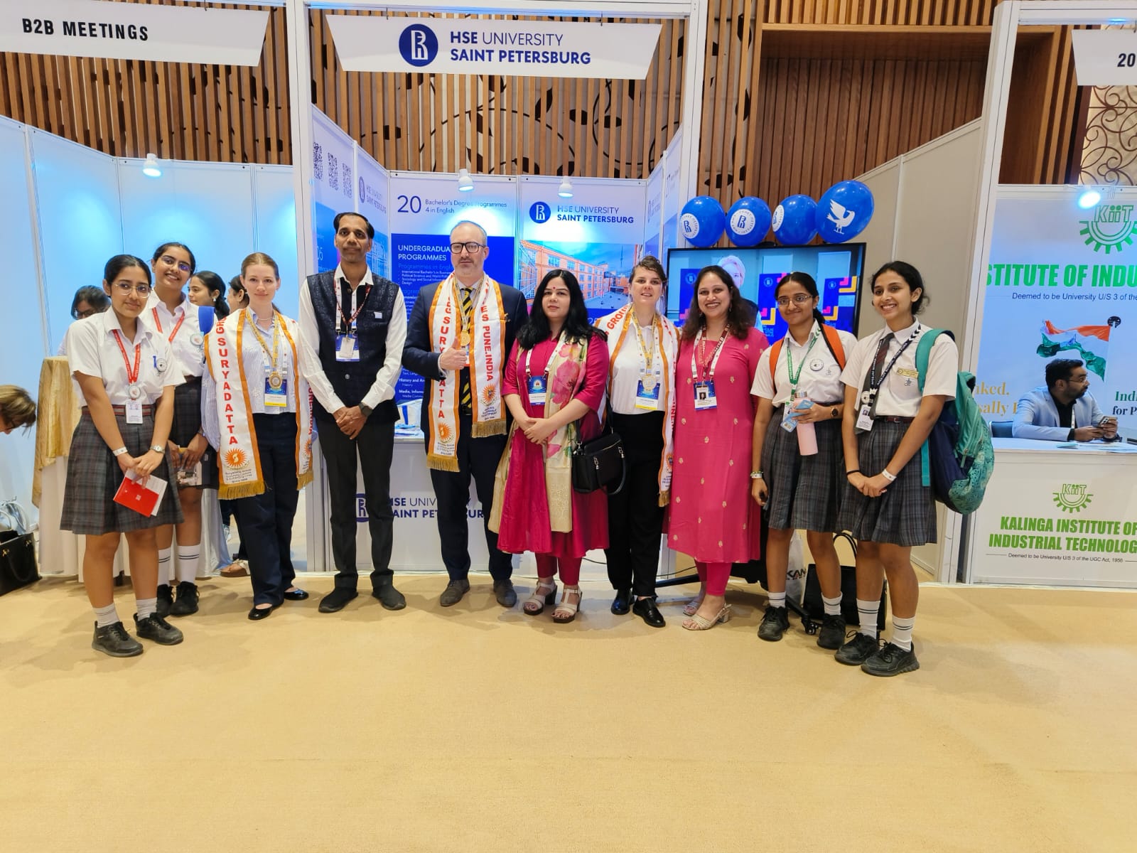 Higher Education in a Transforming World Bridging Borders, Building Futures.