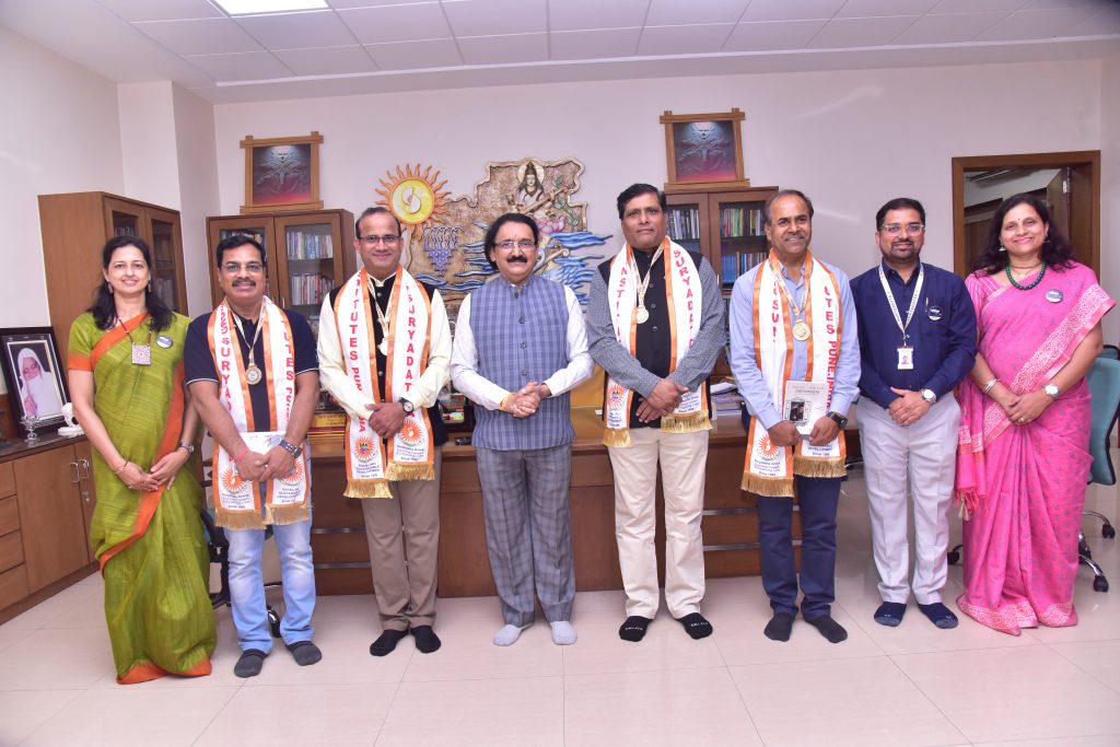 5 guest lecture press note