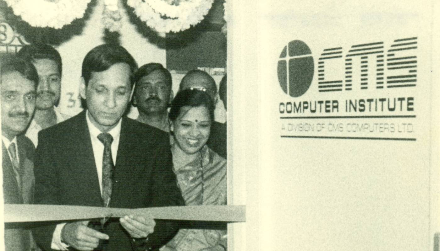 Dr. Sanjay B. Chordiya with Eminent Personalities-2