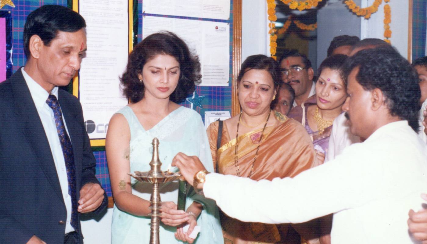 Dr. Sanjay B. Chordiya with Eminent Personalities-5