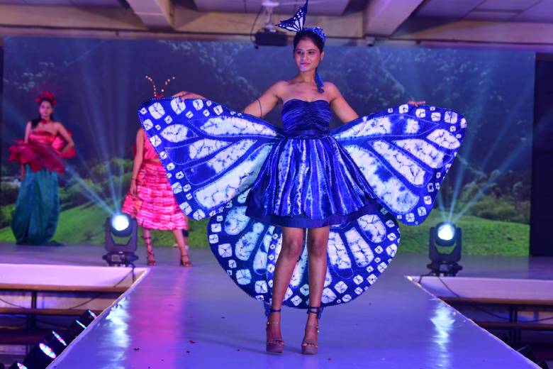 La Classe 2026 Celebrates-1