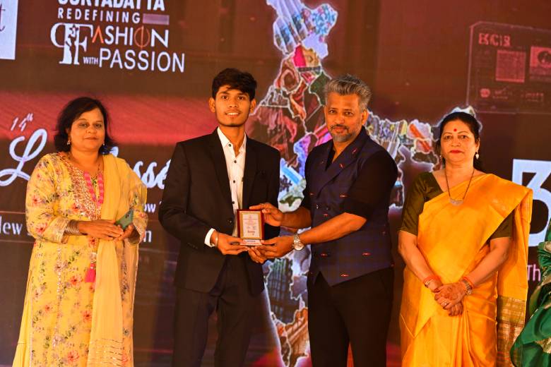 La Classe 2026 Celebrates-13