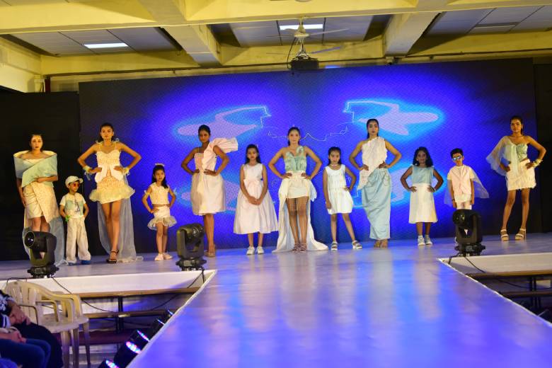 La Classe 2026 Celebrates-8