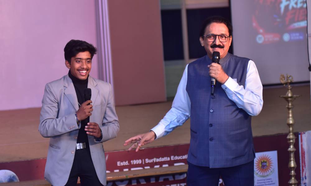 Students participating in the question-and-answer round during Freshers Fiesta 2026 at Suryadatta.